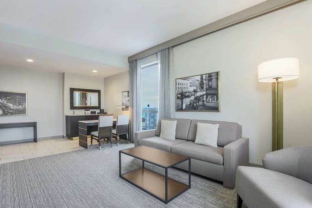 Images Embassy Suites by Hilton Syracuse Destiny USA
