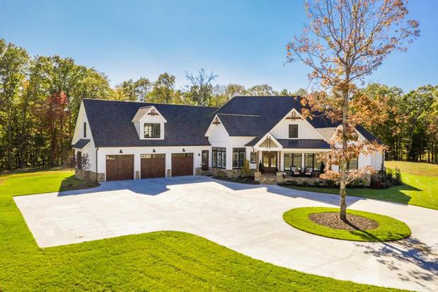 Images Broadleaf Residential