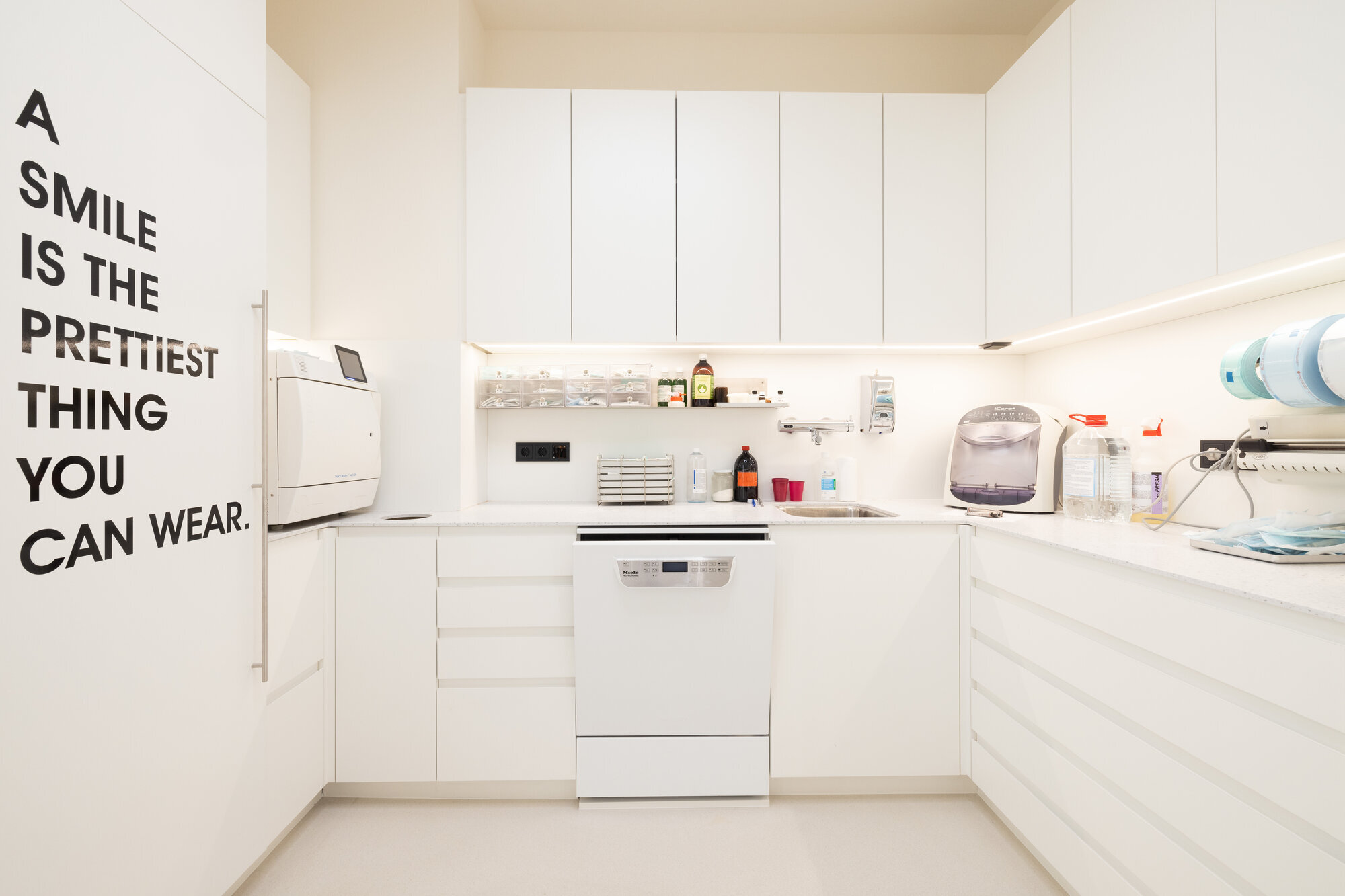 DDr. Helmut Falch Zahnarztpraxis, Kirchenstraße 13 in Purgstall An Der Erlauf