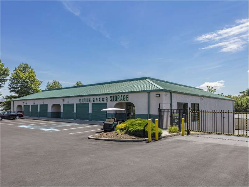 Alternate Beauty Image - Extra Space Storage at 107 US Hwy 22 E, Green Brook, NJ 08812