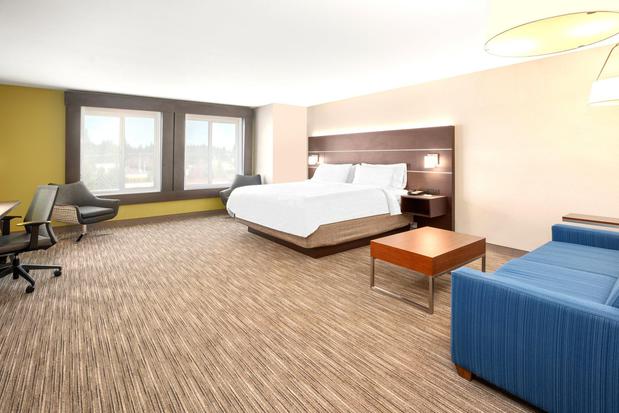 Images Holiday Inn Express & Suites Marysville, an IHG Hotel