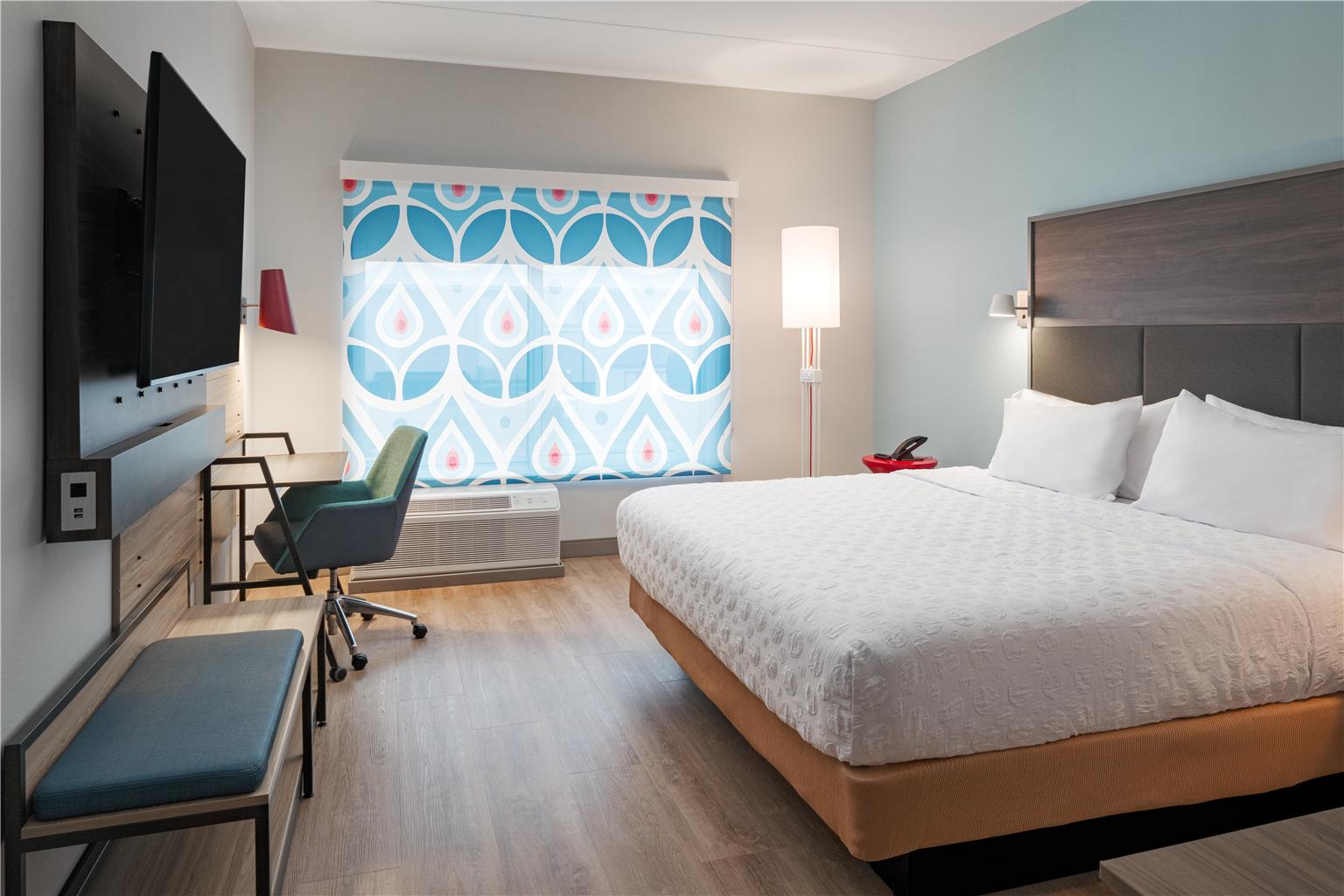 Guest room