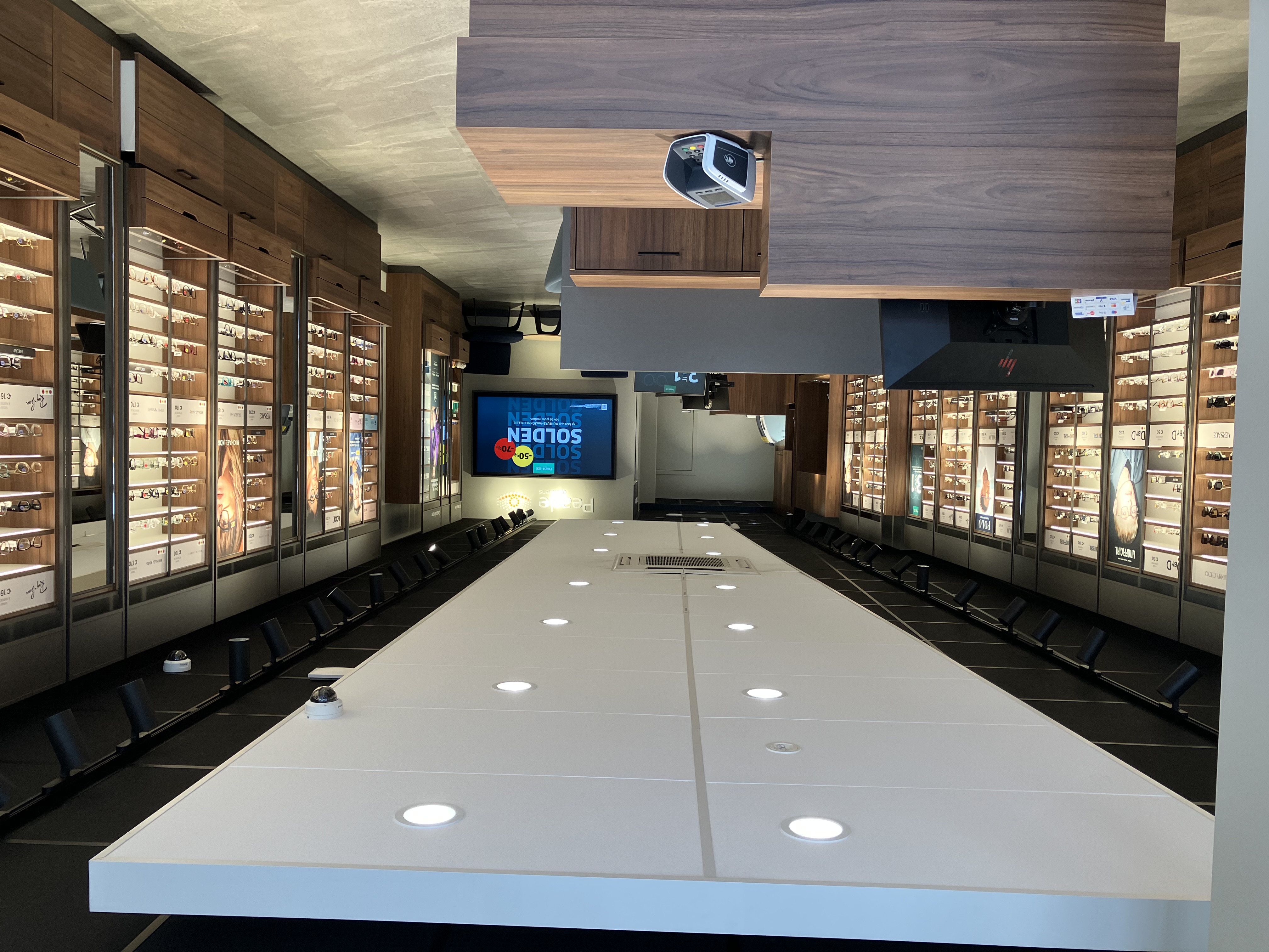 Images Pearle Opticiens Poperinge