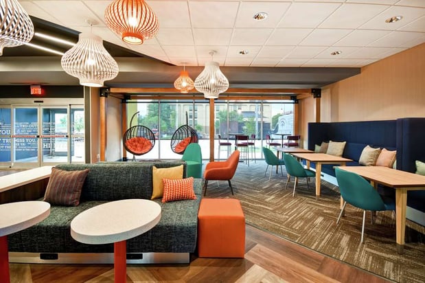 Images Tru by Hilton Louisville  Airport
