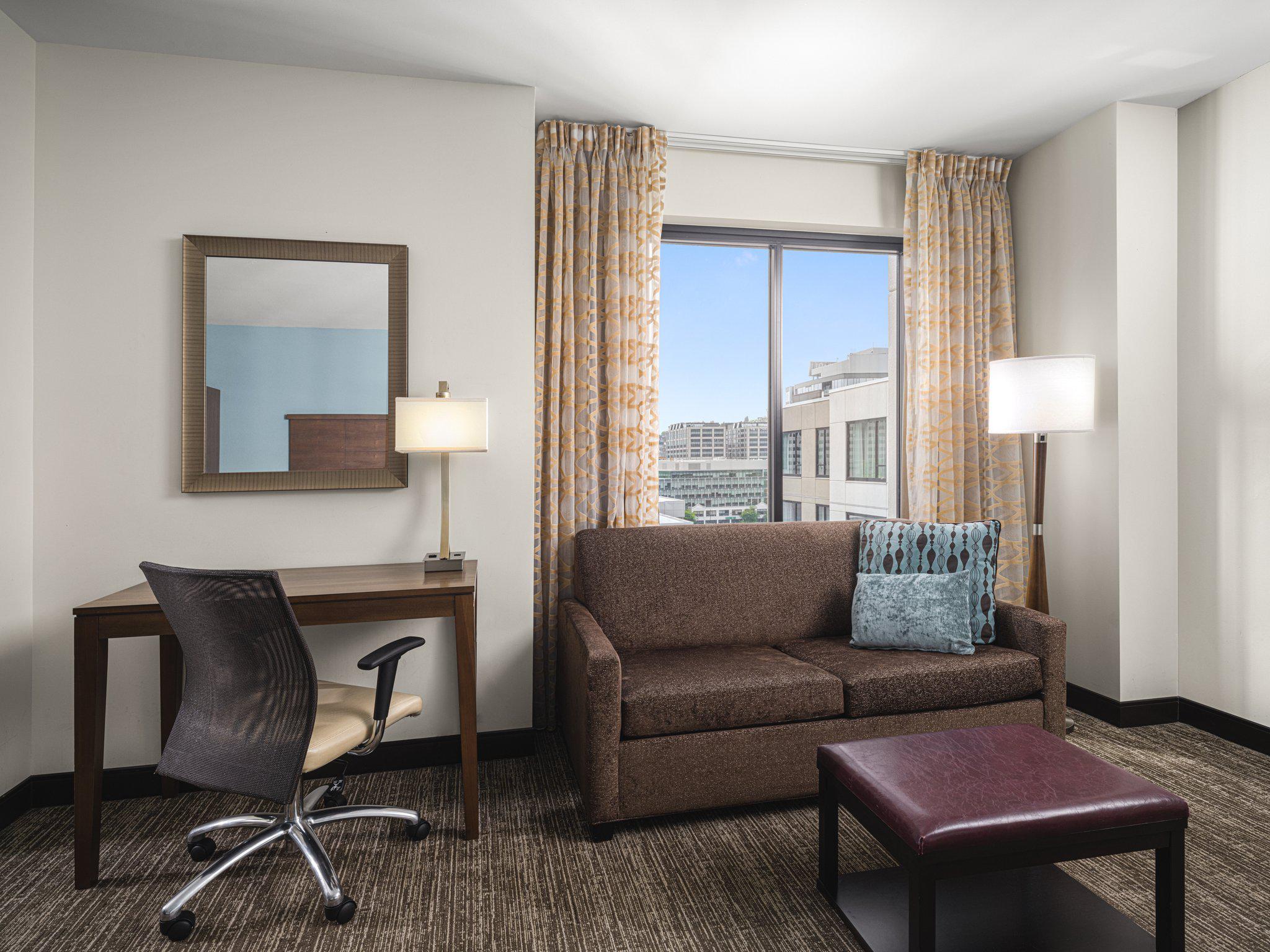 Staybridge Suites Seattle Downtown - Lake Union, an IHG Hotel Seattle (206)596-2301