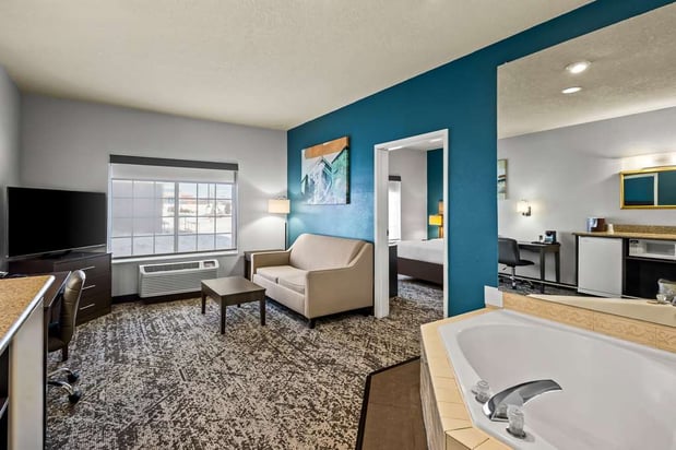 Images Best Western Fort Wayne Inn & Suites North