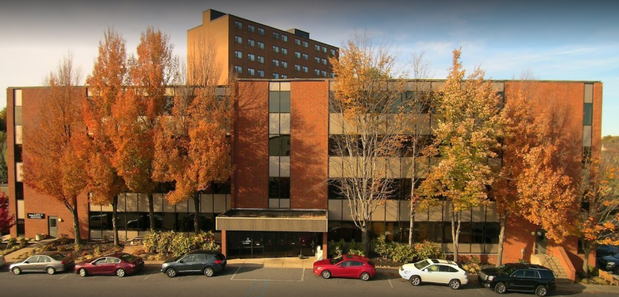 Images OAA Orthopaedic Specialists - Westgate Drive
