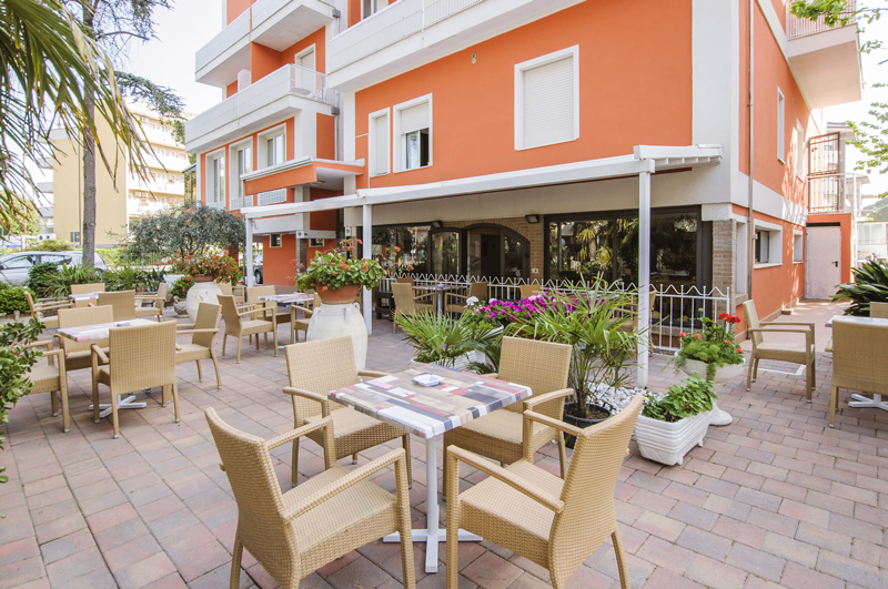 Images Hotel Edelweiss - Bed & Breakfast