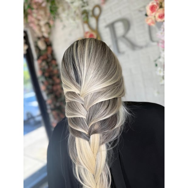 Images Darma Hair Salon