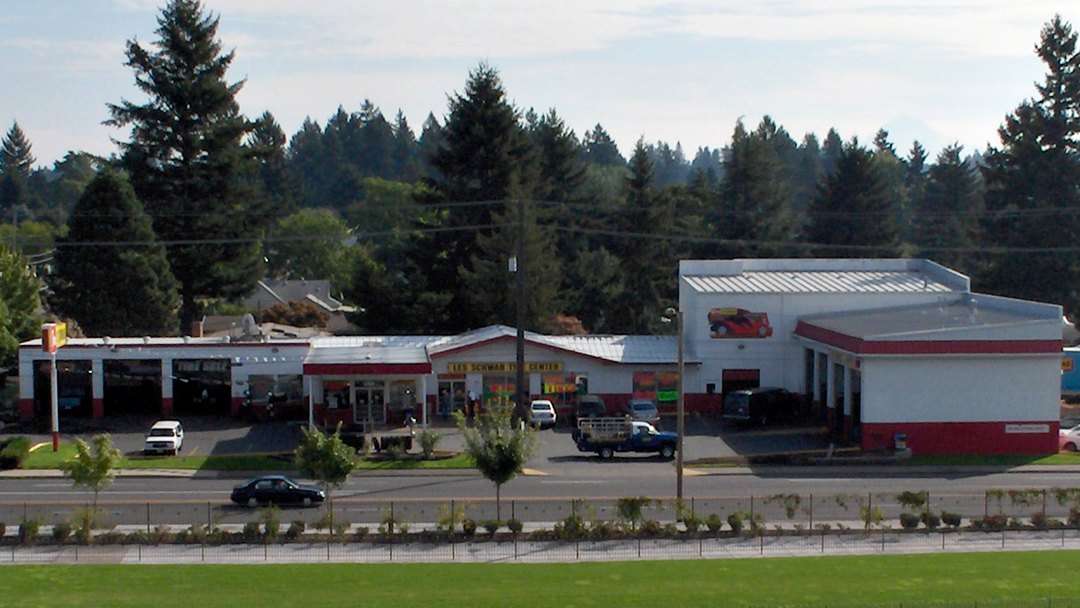 Les Schwab Tire Center