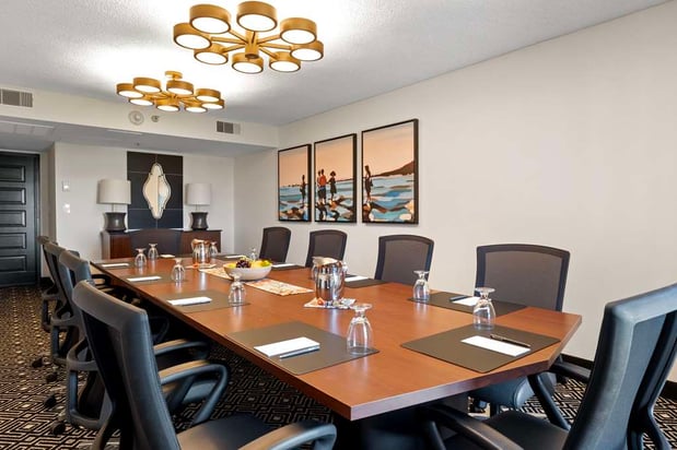 Images Embassy Suites by Hilton Los Angeles International Airport South