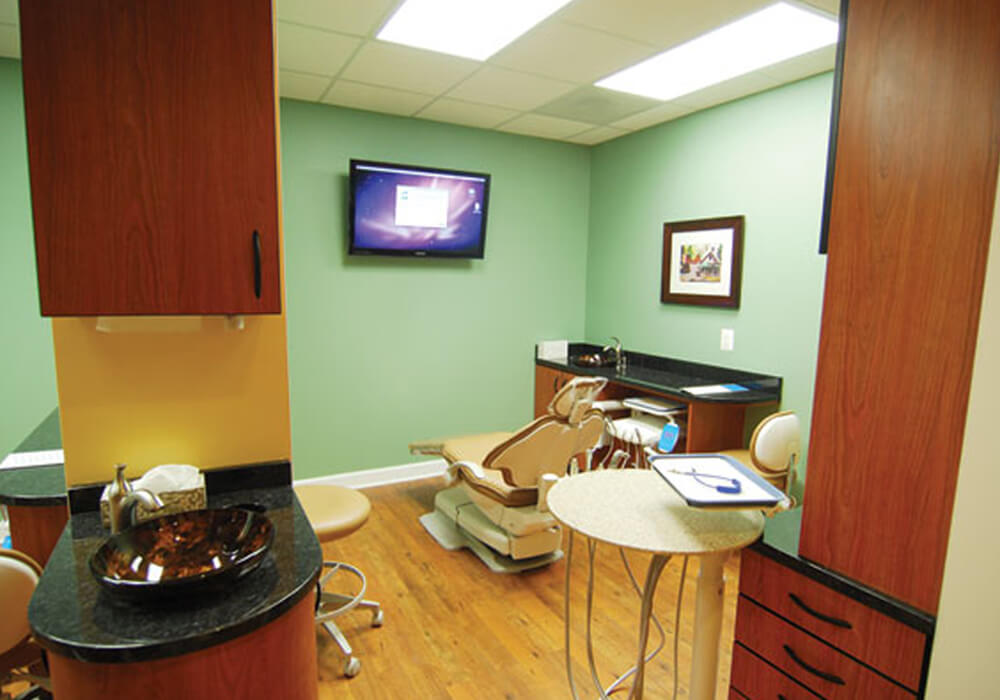 Expressions Dental Care Office Image