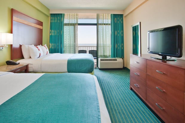 Images Holiday Inn & Suites Virginia Beach - North Beach by IHG