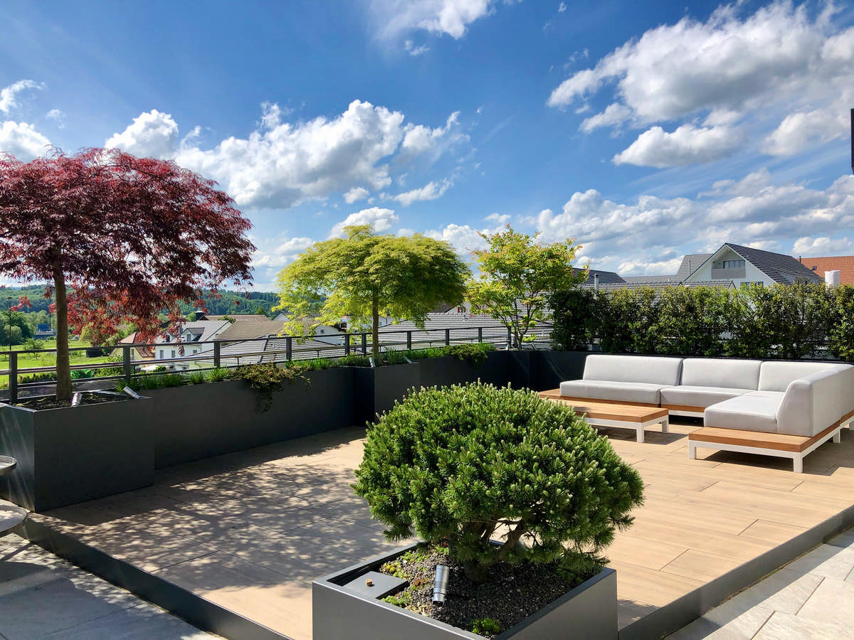 Silvedes AG, Bellevue in Brütten