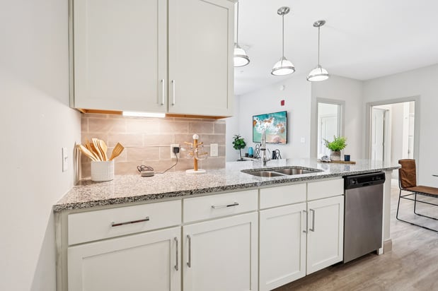 Images The Hamilton at Lakeside