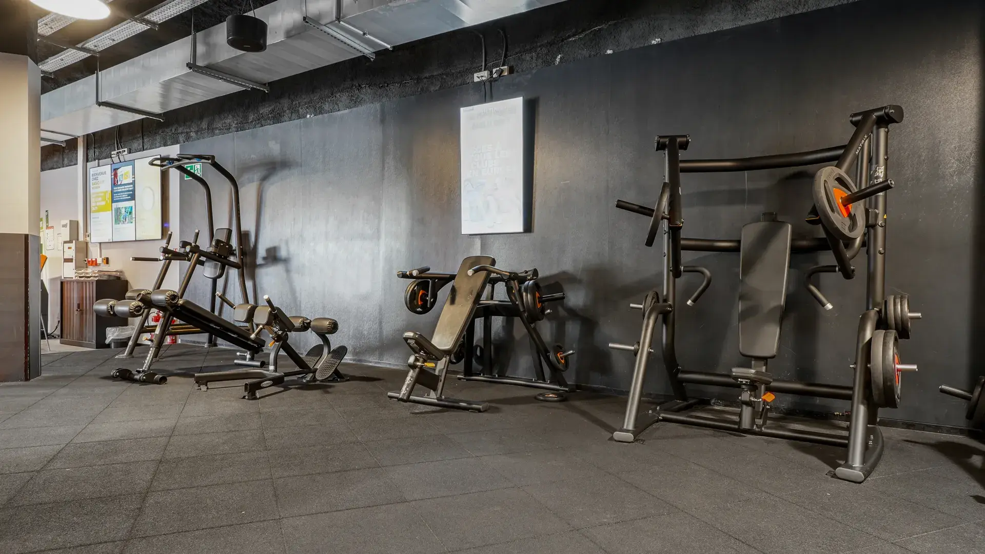 Images Basic-Fit 24/7