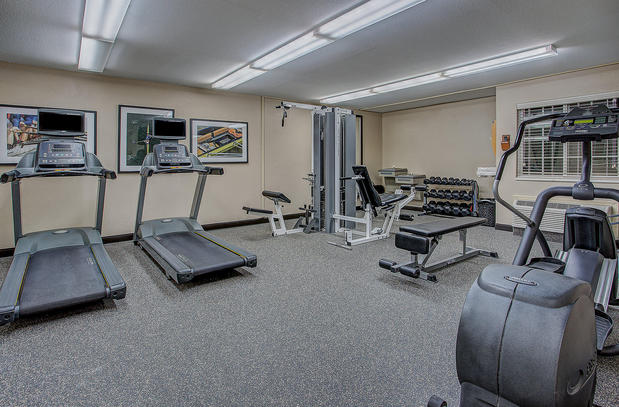 Images Candlewood Suites Louisville Airport by IHG