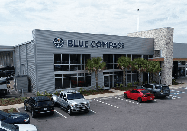 Images Blue Compass RV Tampa