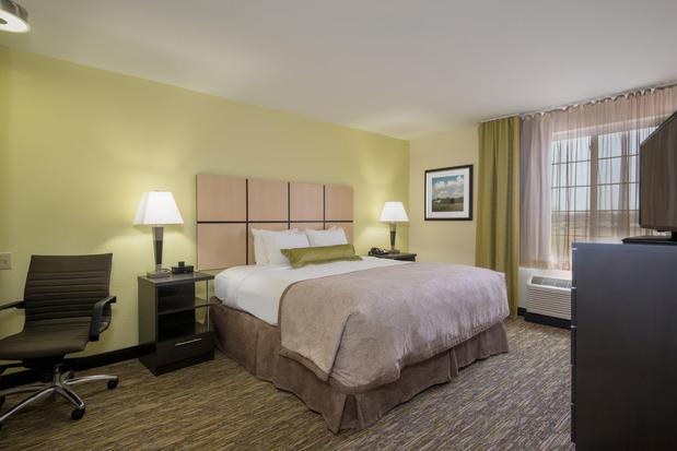 Images Candlewood Suites Midwest City by IHG