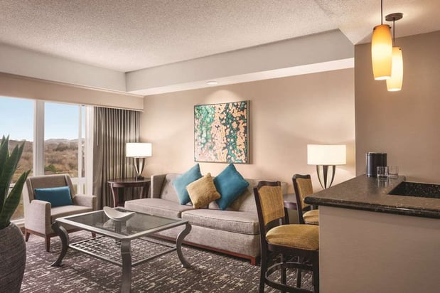 Images Embassy Suites by Hilton Franklin Cool Springs