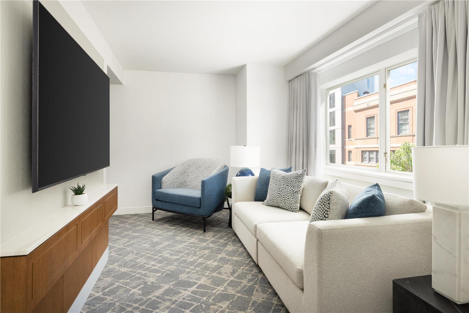 Guest room 
