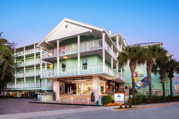 Images The Reach Key West, Curio Collection by Hilton