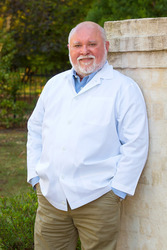 Dr. Herb Blumenthal of Southern Dental Implant Center | Cordova, TN, , Dentist