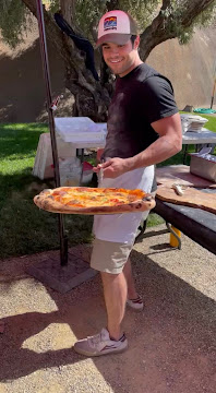Pizza Santo Logo