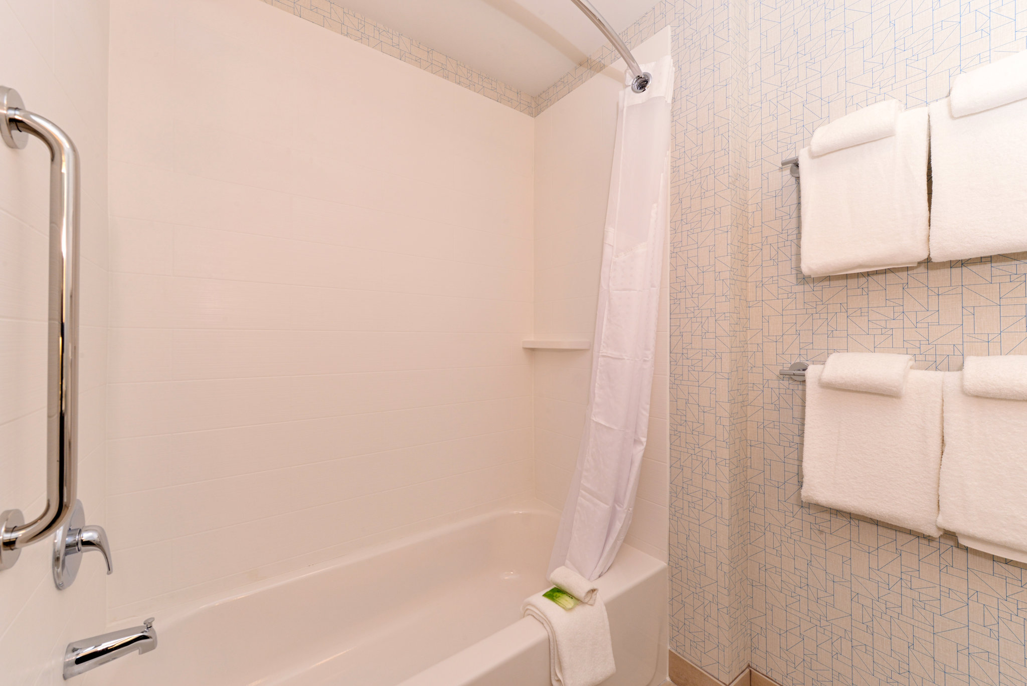 Holiday Inn Express & Suites Trinity by IHG Image