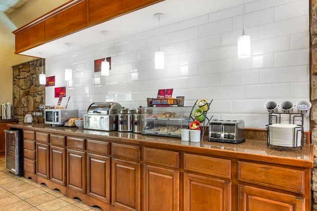 Images Best Western Plus Landing View Inn & Suites