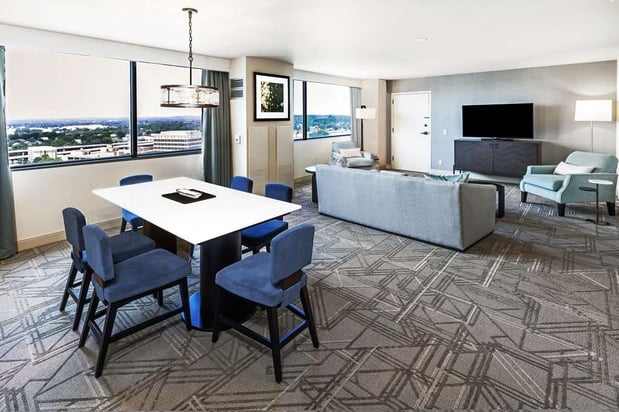Images DoubleTree by Hilton Hotel Tulsa Downtown