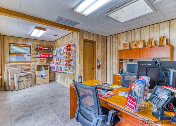 Images CubeSmart Self Storage