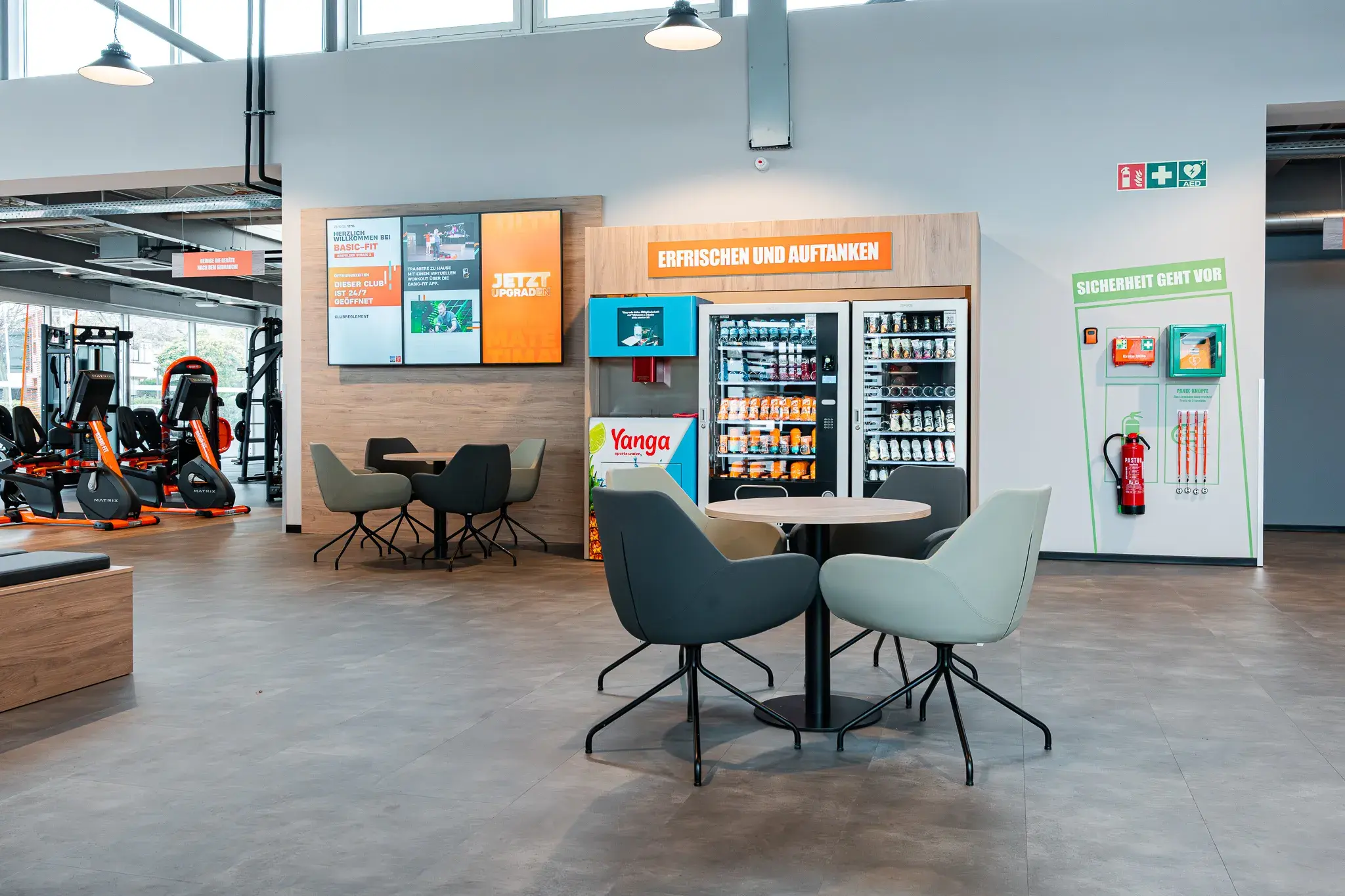 Basic-Fit 24/7, Krefelder Straße 2 in Erkelenz