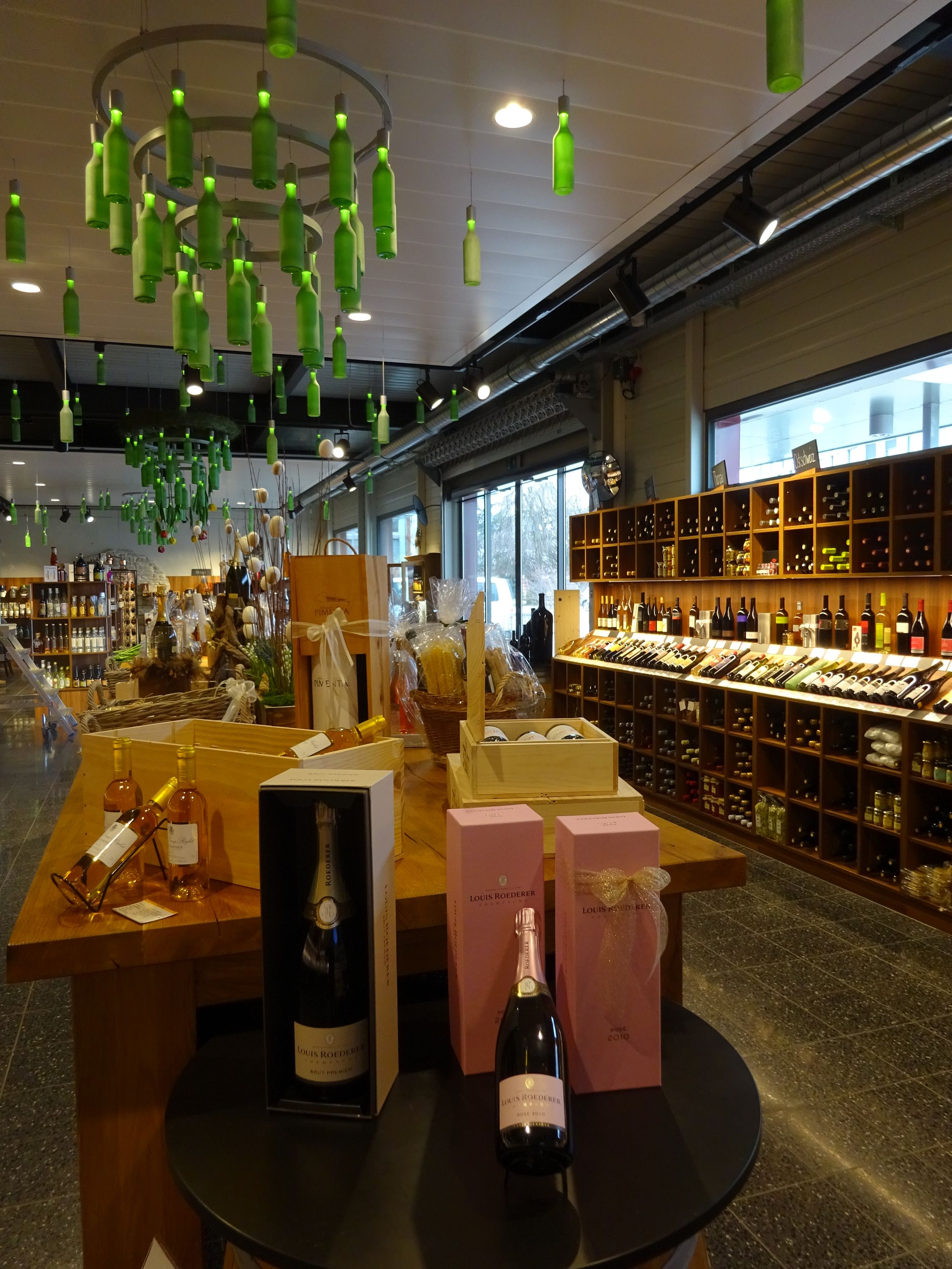 Bilder Getränke Hahn AG