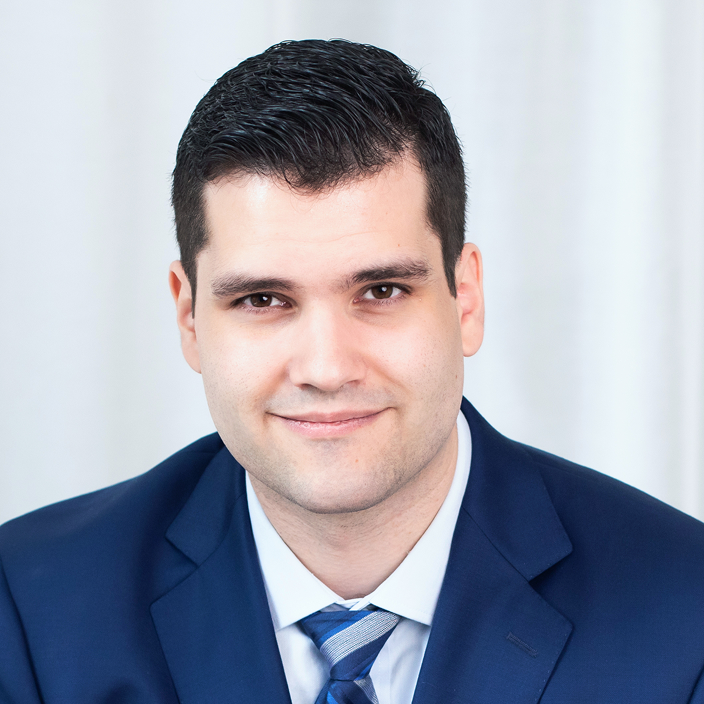 Alexander Perrotta headshot.