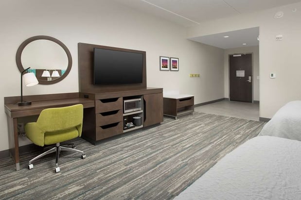 Images Hampton Inn & Suites Charlotte Airport Lake Pointe