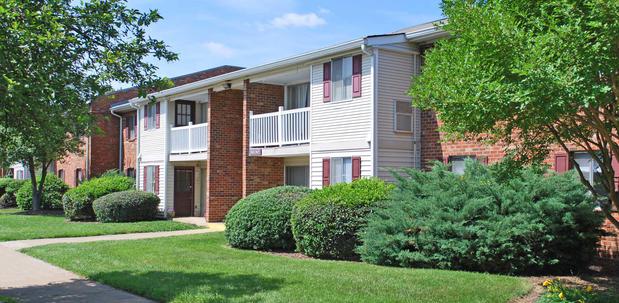Images Cardinal Forest Apartments