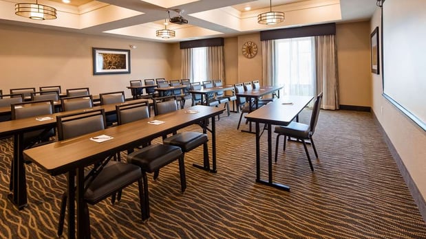 Images Best Western Plus Overland Inn
