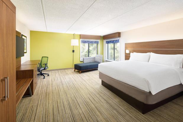 Images Holiday Inn Express & Suites Atlanta - Tucker Northlake by IHG