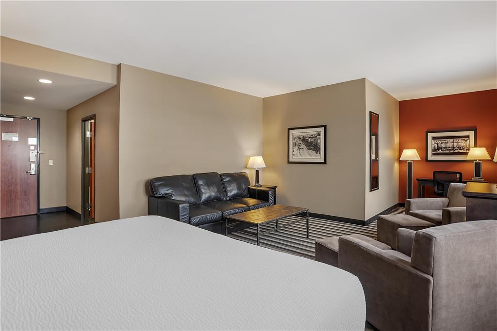 Images Best Western Blairmore