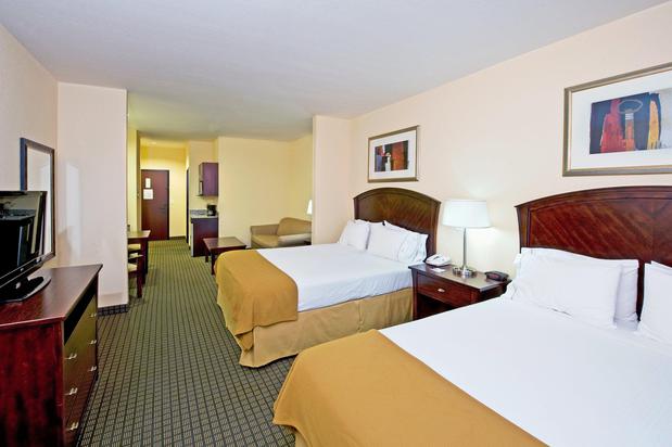 Images Holiday Inn Express & Suites Willcox, an IHG Hotel