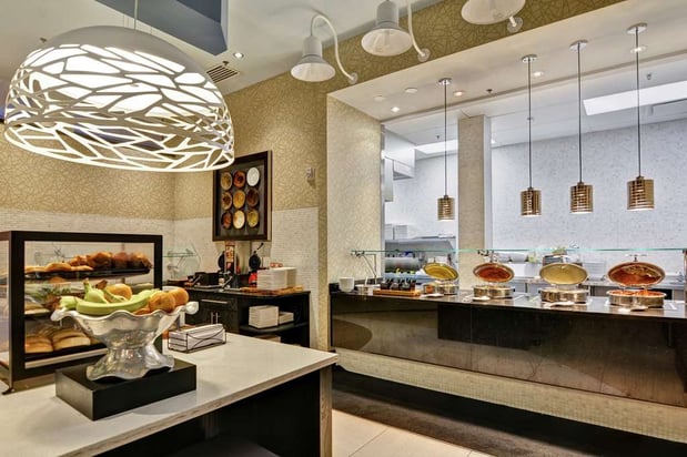 Images Hilton Garden Inn Raleigh /Crabtree Valley