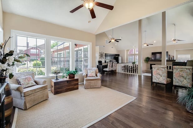Images Bravo Apartment Living