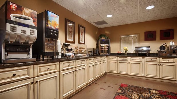 Images Best Western Plus Brandywine Inn & Suites