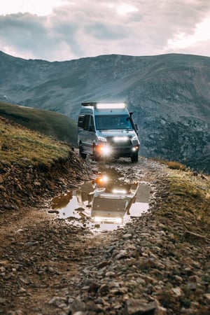 Images EarthShip Vans