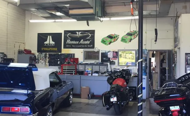 Images Pierson's Livermore Auto Stereo & Alarm