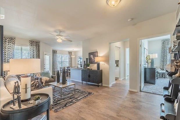 Images Grand Estates @ Keller