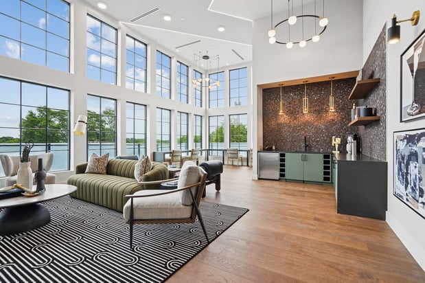 Images The Kingsman | Luxury Apartment Homes