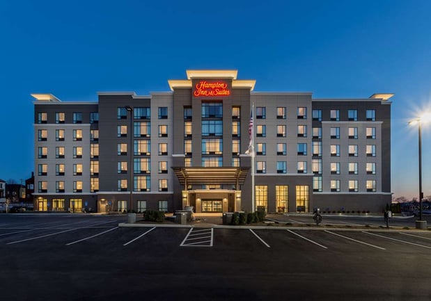 Images Hampton Inn & Suites Newport/Cincinnati
