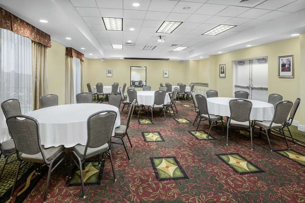 Images Hilton Garden Inn McAllen Airport
